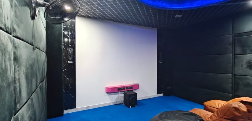 Luxury Villa at Bharat Mata Circle